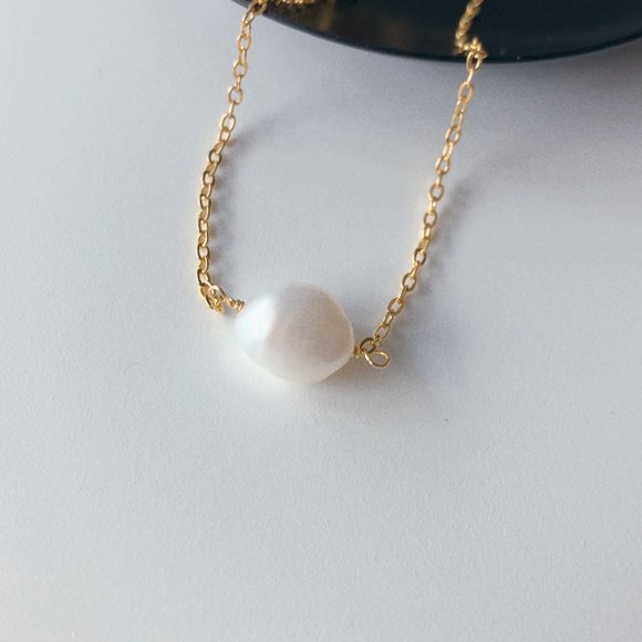 3/$35 Gold Chain Pearl Bracelet - Picture 6 of 7